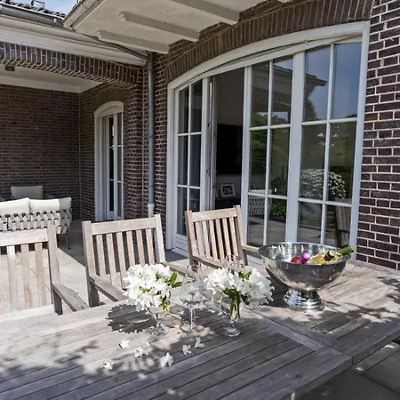 Ferienhaus Stadtvilla Heimatliebe Direkt Am Park Und Citynah Gelegen Für Bis Zu 5 Personen, Haustiere Willkommen Nordhorn