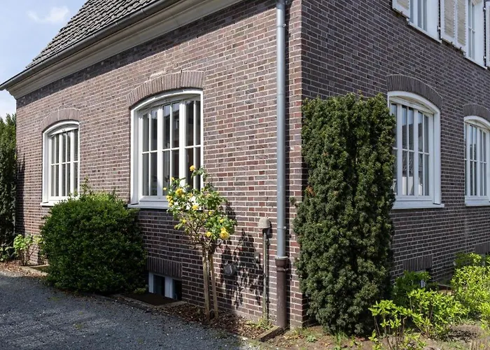 Stadtvilla Heimatliebe Direkt Am Park Und Citynah Gelegen Fuer Bis Zu 5 Personen, Haustiere Willkommen 度假居 *